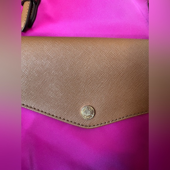 Michael Kors Jet Set Leather trimmed Nylon pocket tote - Picture 6 of 12